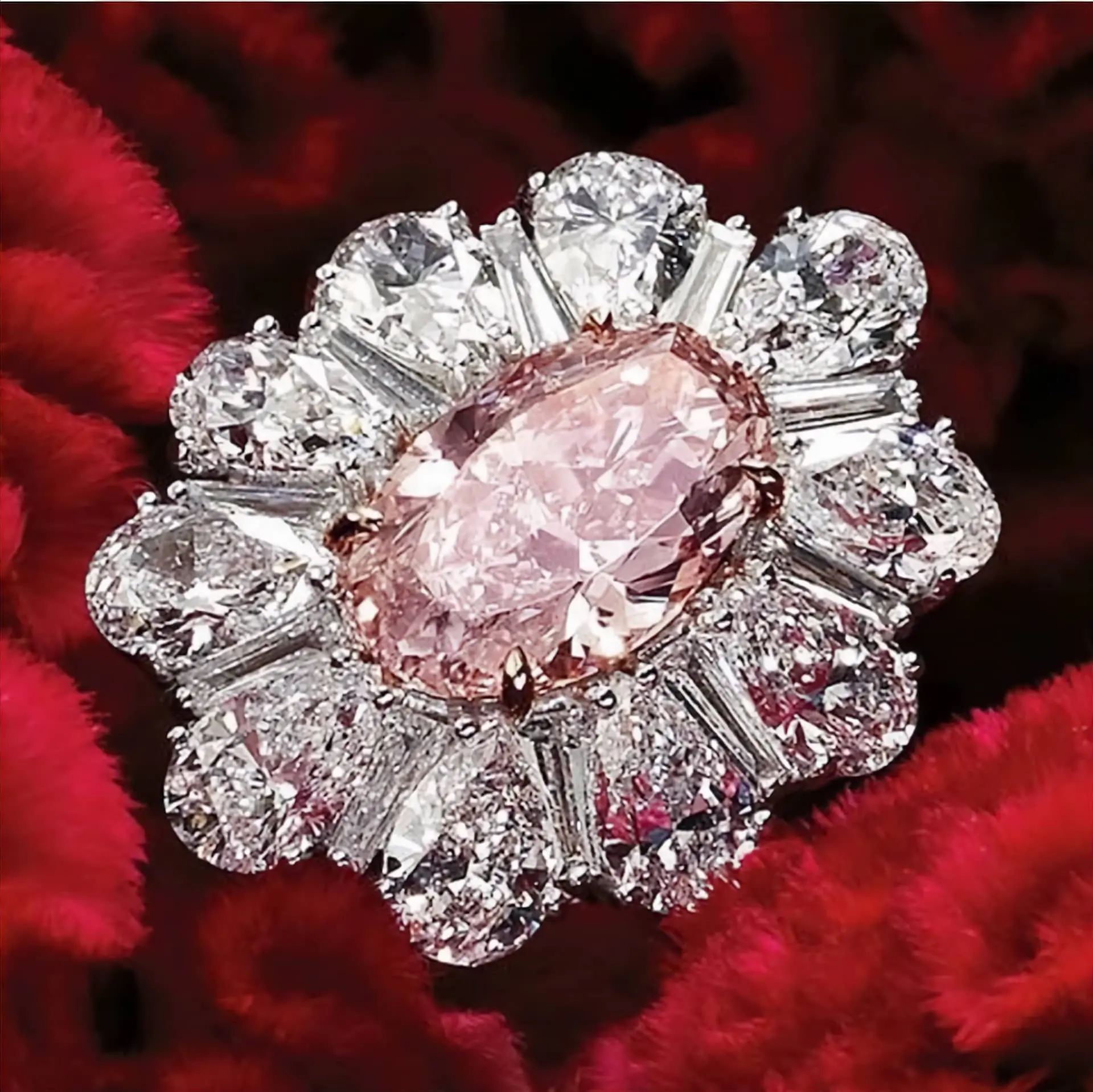 Fancy Intense Pink Diamond Ring